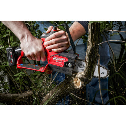 Milwaukee 2527-21 6" M12 Fuel Hatchet Pruning Saw Kit