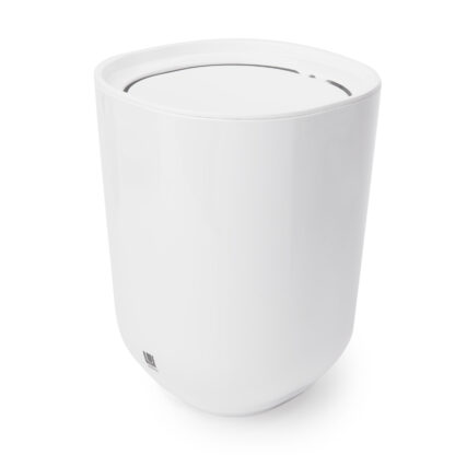 Umbra 023840-660 6.6l Step Trash Can with Lid - White