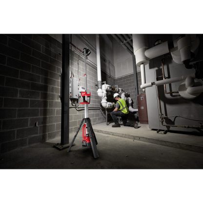 Milwaukee 2131-20 M18 LED Worklight with Tripod
