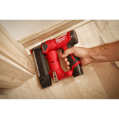 Milwaukee 2540-21 M12 23-Gauge Pin Nailer Kit
