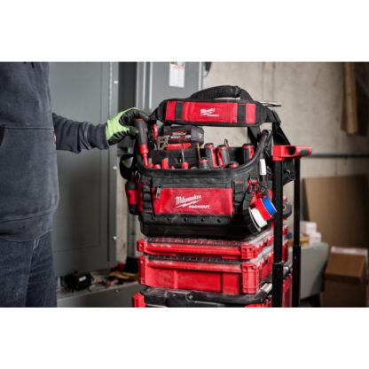 Milwaukee 48-22-8317 15" PACKOUT™ Structured Tote