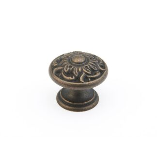 Schaub 870 1-3/8" Corinthian Round Cabinet Knob