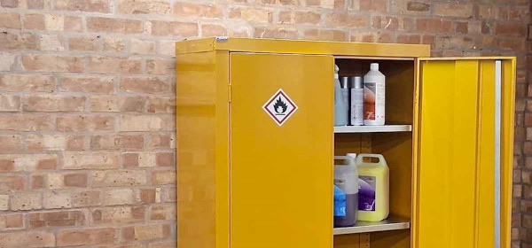 Safety Cabinets & Containers