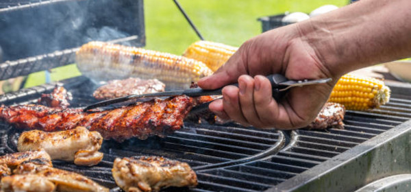 Outdoor Cooking & Barbecues